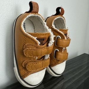 Kids converse spring sneakers